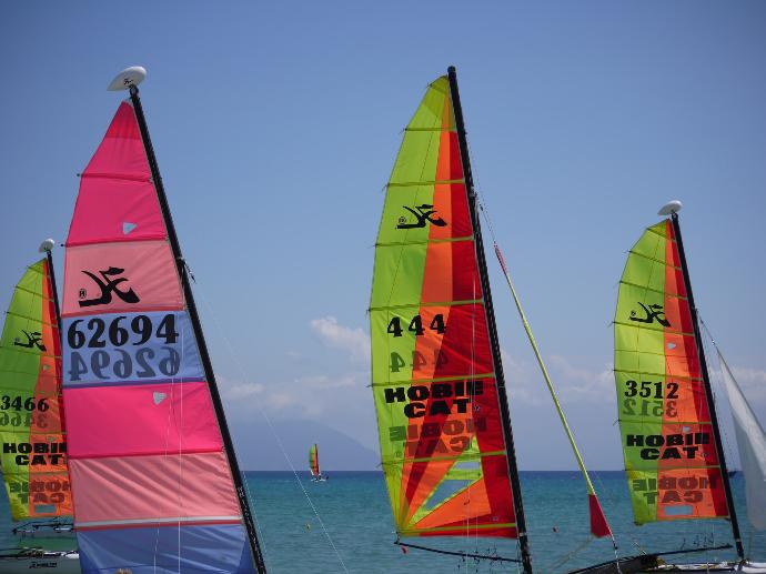 three boats on ocea